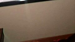 Jenny Matteo rijdt reverse cowgirl anaal, haar kont is zo strak! 😍