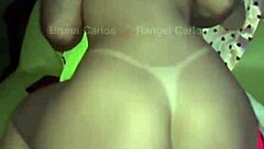 Sentada en el marido de mi hermana con ella en grupo cabalgando