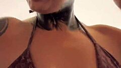 Sitting on dick while doing gym exercises feels amazing!