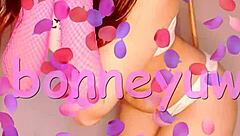 i got some cute fotitos and video of rosa with pigtails.