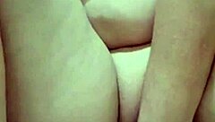 หีดำเล่นของเล่นกับสาวบลอนด์มือใหม่