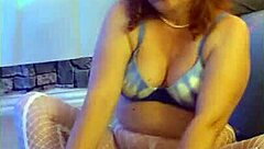 Steffi Butterfly dancing her pussy!