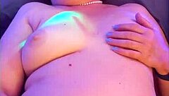 Steffi Butterfly dancing her pussy!