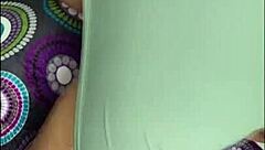 Isteri mahu air mani di pepek besarnya