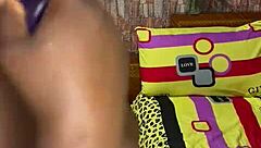 Shaved pussy lesbian update from Sundaydogood614