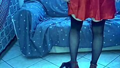 Ballerina masturbates with dildo in nylon stockings