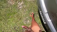 Trans calientes follando en público a plena luz del día