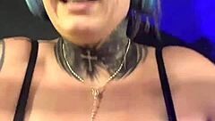 아베니다 파울리스타 헬스장에서 운동하다 너무 흥분해서 땀이 젖은 보지로 흘러내려