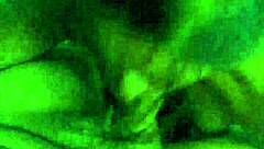 Bu dar am vahşi seks oturumunda yumruklanıyor