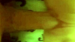 ¿Puedes creer este coñito 18+ destrozado por esa polla gorda?