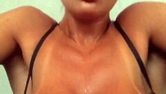 Vanessinha vailatti works out naked