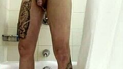 oh man, that bath scene with groping and handjob is so hot 😍