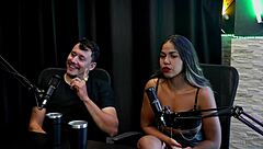 Casal Kaliente shares their story with the singer on fetishes.