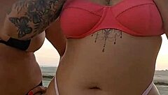 Найдем девственницу 18+ на пляже, чтоб оттрахать наши большие жопы?