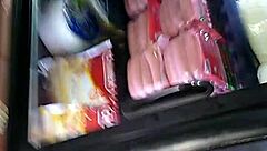 店内でこのメキシコ大尻見てみろ