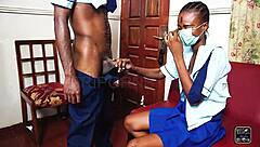 二人の生徒が放課後に職員室で熱くセックス 😍🔥