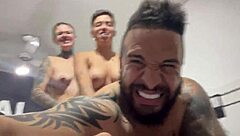 Aquele sexo gostoso sentindo a socada ate o fim no cu e na buceta no pelo ate gozar juntos