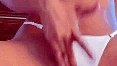 Руководимая дрочка с оргазмом и JOI наездом на пизду кончил 8 раз