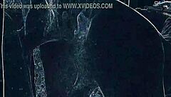 В клубе она лизнула мою жопу и сделала минет