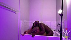 Bathshots Featuring Suzy Marie In The Bathroom