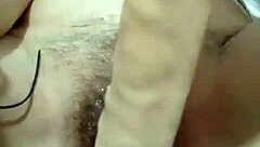 Arkadaşım dildo ve oyuncaklarla özel vakit geçiriyor