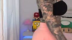 Melody Radford Tries On Gym Tights!