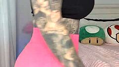 Melody Radford Tries On Gym Tights!