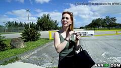 見事な赤毛ナラ・ブルックス、プレストン・パーカーから激しく突かれる