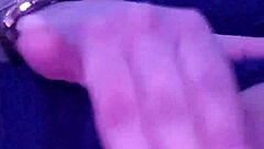 Me toco mientras veo porno 😈