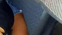 Mi vecina me pide que la lleve en carro alg�n sitio publico para chuparme la verga