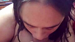 Min nabo bliver liderlig og blæser mig på sofaen