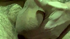 Hey, tengok aku melancap main kulup dan buah zakar, pancut ke kamera bahagian 1 😏. close up gaya usa