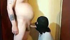 ケリー彼女に目隠し裸カムで辱められて大量射精