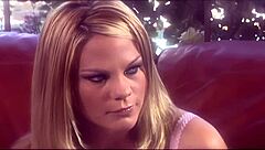 この太いチンポシコシコ手コキして極近距離ザーメンシャワー！