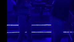 Saya akan jadikan awak perempuan 18+ kecil saya dengan hukuman domme dominatrix melalui sebat dan tampar dalam dominasi BDSM.