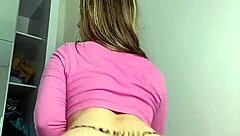 In this clip, a pawg performs twerking moves showcasing her big butt.