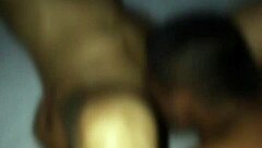 Hey, şu karı o oralı ne kadar bayıla bayıla yapıyor bak! 😏👅