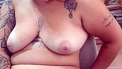 hey, i really dig this vibrating toy sliding deep into my wet pussy 😏