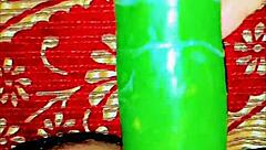 キュウリで探求する可愛いエキゾチック奴隷の自家製セットアップ