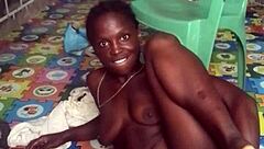 what's wilder than a crazy bitch twerking naked and fucking her big dildo in ass and pussy?