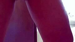 Wet bathtub masturbation with pussy creaming