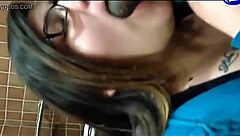 嘿这宅女胖妹真能品尝巨屌狂口？