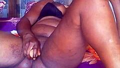 Queensandypussy Fingers and Fucks Her Wet Pussy with a Dildo Until She Squirts