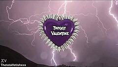 bratty STEPDAUGHTER shows off her ebony curves