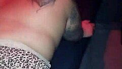 Who knew this ruiva novinha would take cum on her face from two coroas through gloryhole at the swing house exhibition!