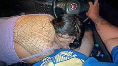 운전하다가 누가 내 큰 자지 빨아줘서 벌금 먹었어, 그 이야기야