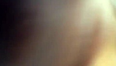 Squirting múltiple en boca de amiga, insinuando creampies infinitos en coño afeitado apretado