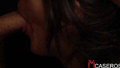 야, 이 클로즈업 블로우잡 봐, 거대한 자지에 혀로 끝까지 짜내 😛💦