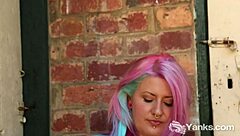 Yanks girl Zahra Stardust reaches climax through outdoor masturbation in high definition with piercing and tattoo details.