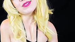 oh mutant queen magik, you're battling that horde of hell in wild cosplay action